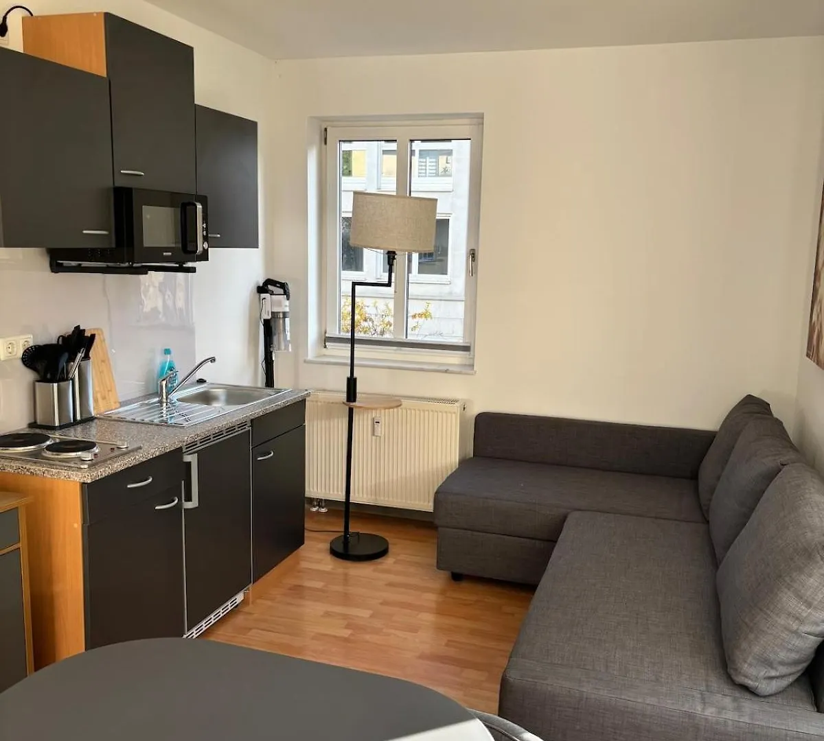 2-Room Apartment In Dresden'S Neustadt 0*, 드레스덴